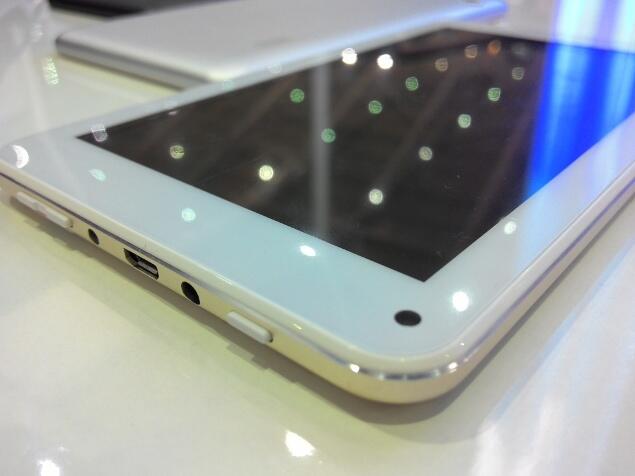 &#91; MINAT GAN ? &#93; Tablet Kit Kat Berkualitas , Ber-Prosesor Intel Harga Rp 1 Juta 