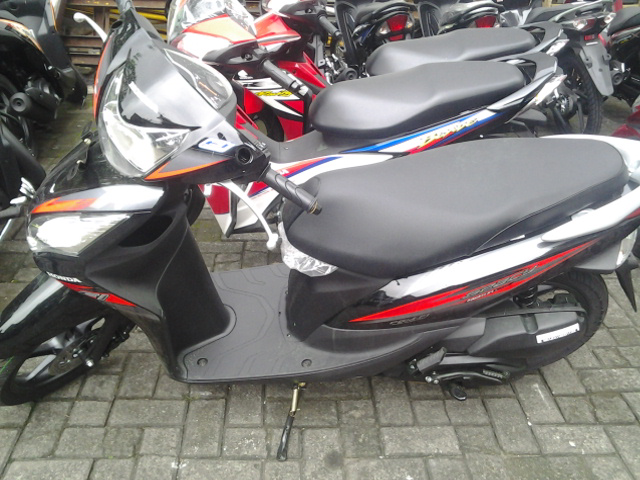 MOTOR MATIC HONDA SPACY KREDIT MIRAH DP CUMA 400RB DI DEALER HONDA SE-JABODETABEK