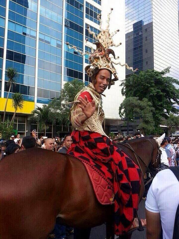 Wartawati Senior Bongkar Kebohongan dan Rakus Jabatan &quot; Jokowi&quot;