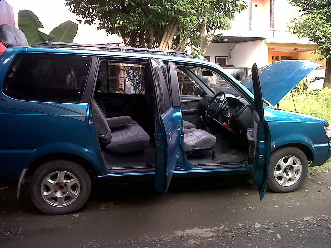 Kijang LGX 1997