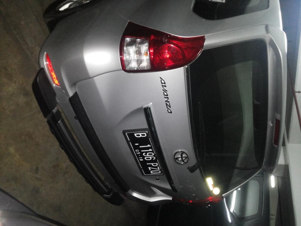 AVANZA 2013 SILVER METALIC