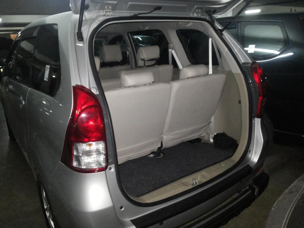 AVANZA 2013 SILVER METALIC