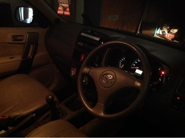 Toyota Rush G 2010 jual murah,pemilik sendiri bukan showroom