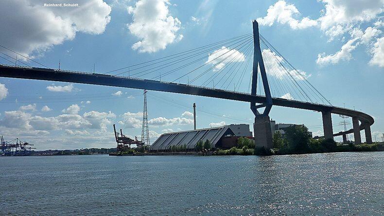 Menjelajah Hamburg (Jerman), Kota Indah dengan Ribuan Jembatan