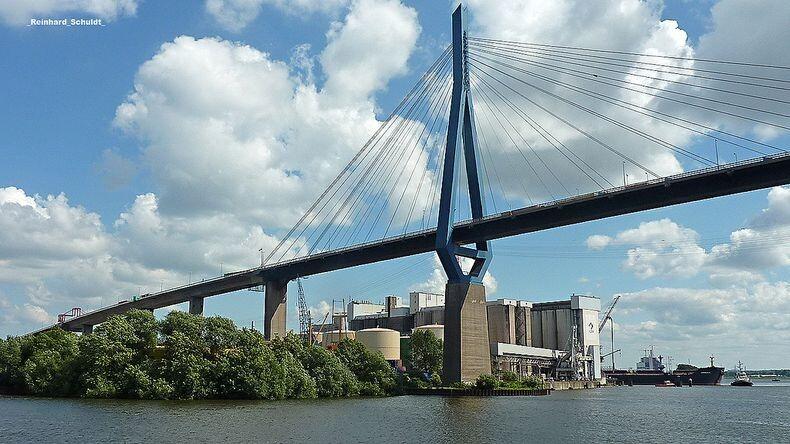 Menjelajah Hamburg (Jerman), Kota Indah dengan Ribuan Jembatan