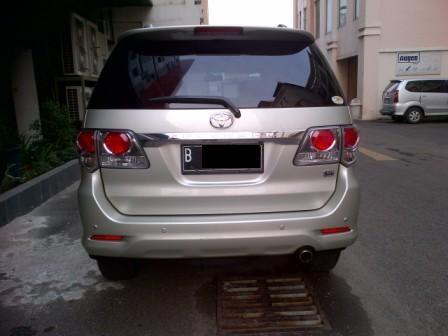 DIJUAL Toyota Grand Fortuner 2.7 G Lux AT Silver 2012 Service Record 299jt??
