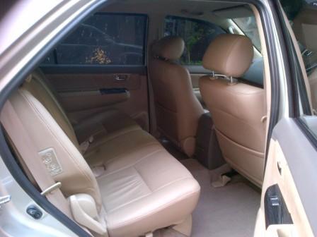 DIJUAL Toyota Grand Fortuner 2.7 G Lux AT Silver 2012 Service Record 299jt??