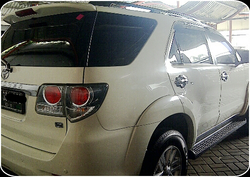 TOYOTA FORTUNER G LUX 2.7 MATIC 2012 PUTIH