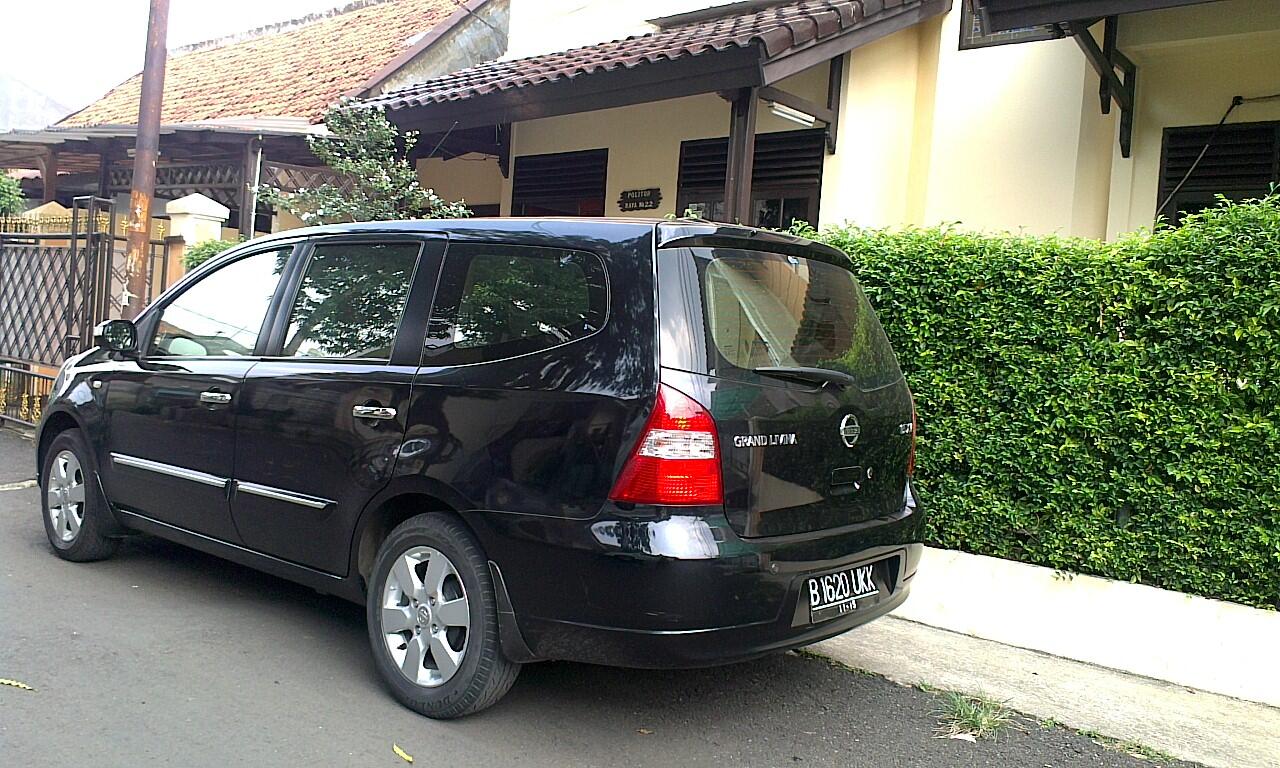 Grand Livina 1.5 XV Manual 2010 Akhir Black Tgn1