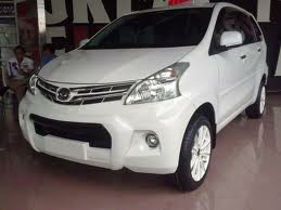 XENIA R DELUXE MANUAL DP DAN CICILAN RINGAN