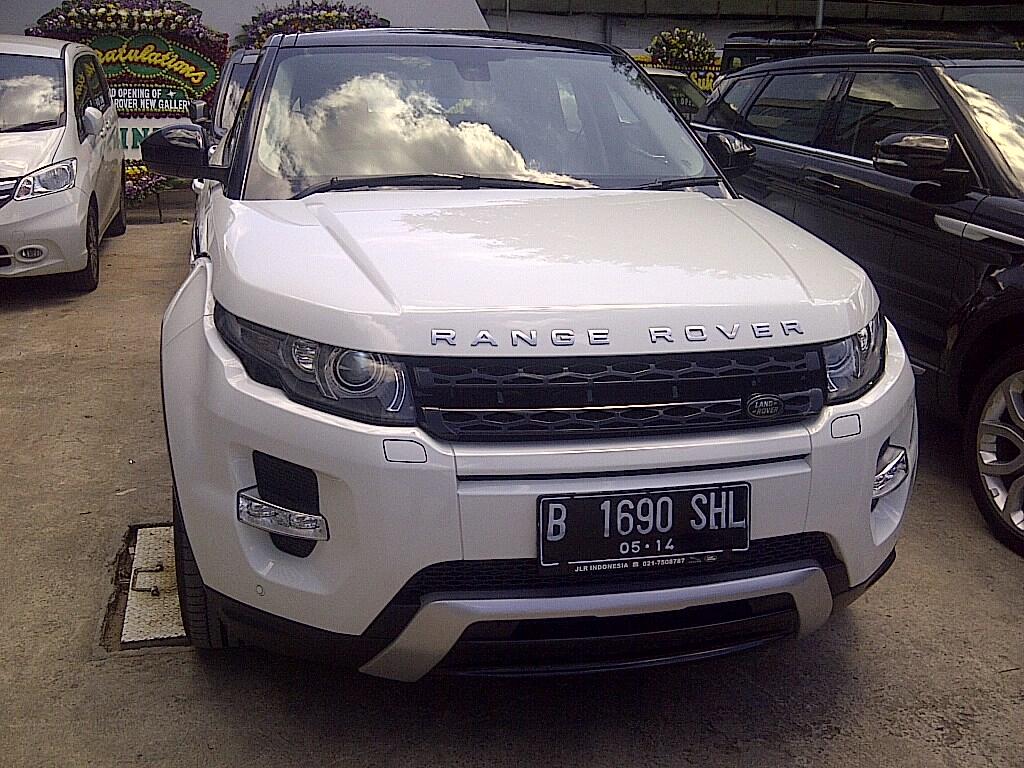range rover evoque 2014 diskon bombastis puluhan juta