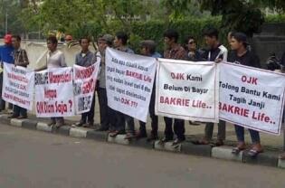 (Prestasi Calon Menteri Utama) Nasabah Bakrie Life Tuntut Pengembalian Dana