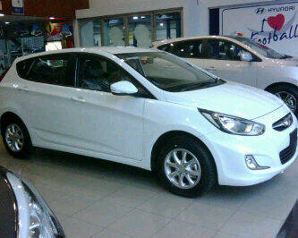 HYUNDAI GRAND AVEGA STOCK TERBATAS SILVER DAN HITAM {PESAN SEKARANG GAN DISKON BESAR}