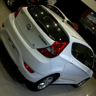 HYUNDAI GRAND AVEGA STOCK TERBATAS SILVER DAN HITAM {PESAN SEKARANG GAN DISKON BESAR}