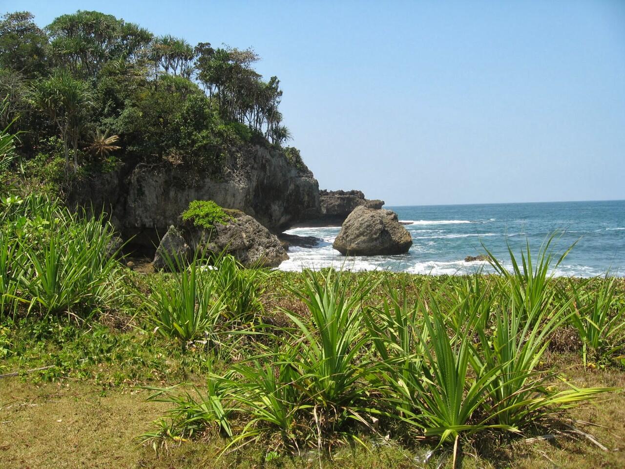 Pantai Madasari, Permata Tersembunyi di Selatan Jawa Barat