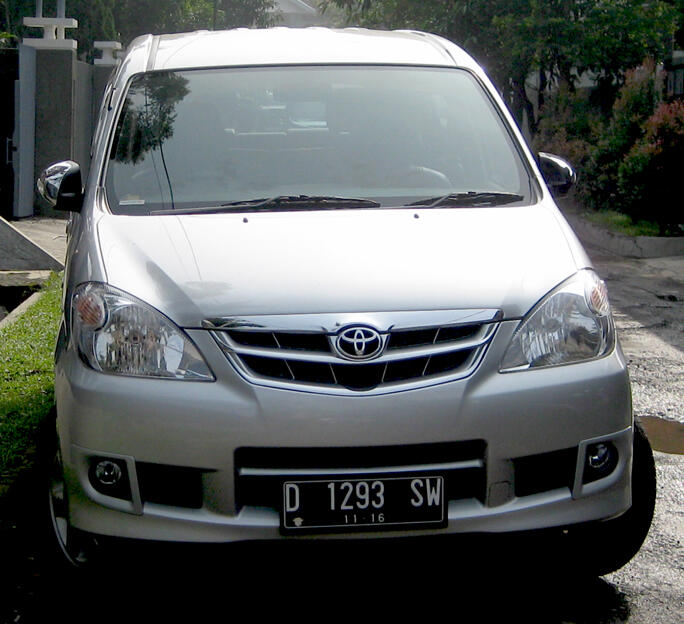 Toyota Avanza G 2011 SILVER