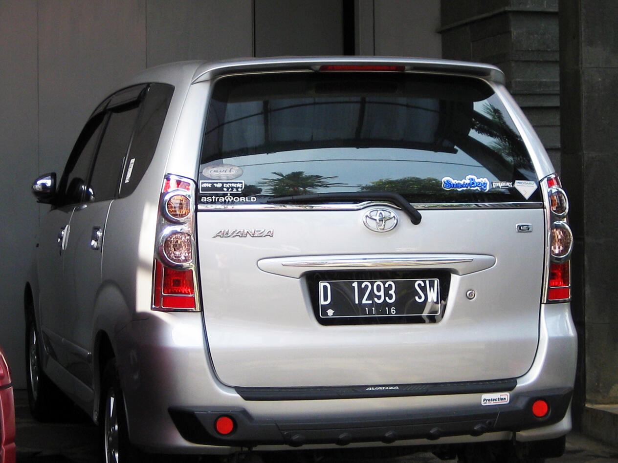 Toyota Avanza G 2011 SILVER