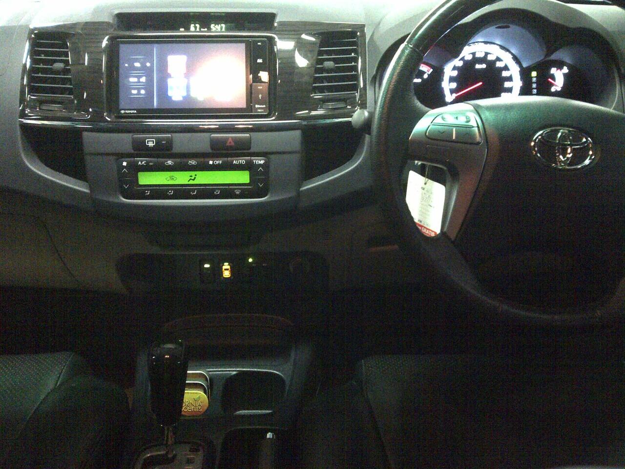Dijual : Toyota Fortuner 2.5 TRD Sportivo VNT Turbo Diesel A/T 2014 Black