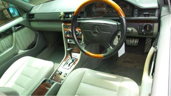 Mercedes benz sportline E320 blue black istimewa
