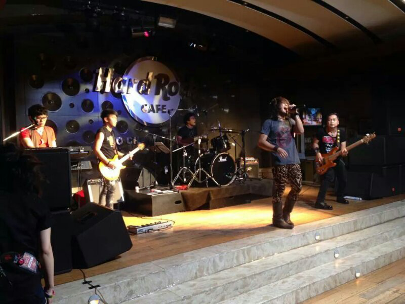 1st Indonesian band at HardRock Cafe Ho Chi Minh City