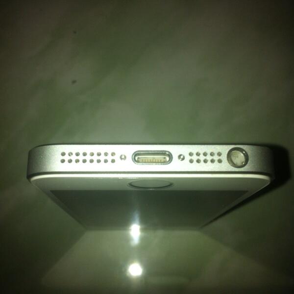 Iphone 5s FU 16Gb Silver TT boleh coba ...