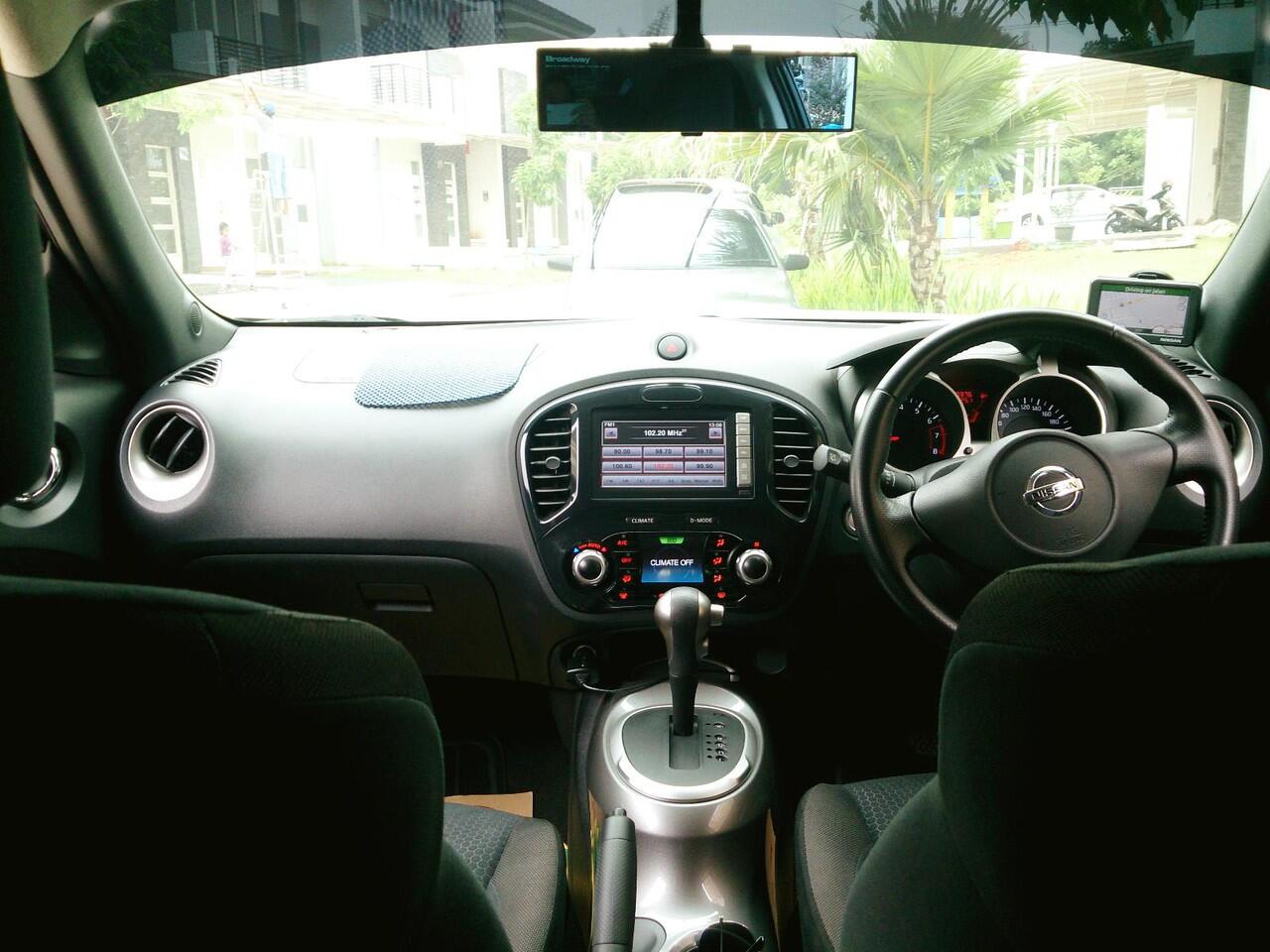 Nissan Juke Rx 2012 Abu-abu Metalik , Langsung Pemakai, Istimewa.