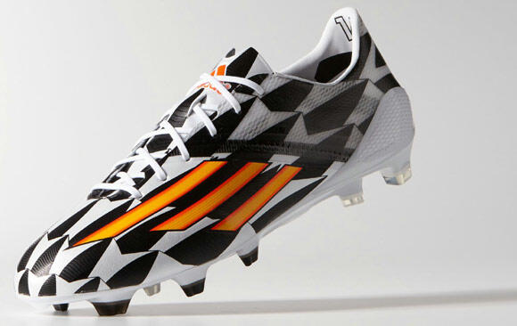 Sepatu Para Bintang di Piala Dunia 2014