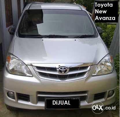 Dijual Toyota New Avanza Type G Tahun 2011 Silver dengan kondisi istimewa