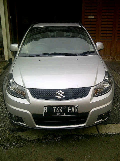 suzuki x over 2011 matic km rendah kondisi ajib