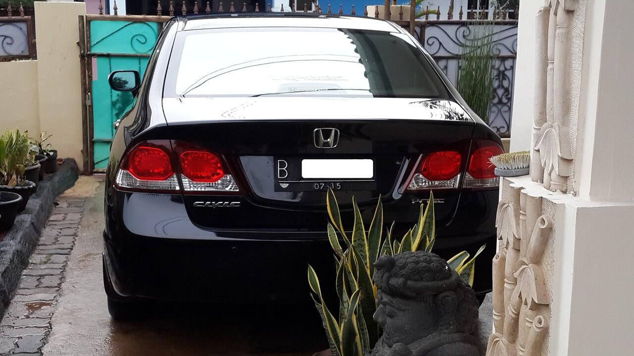 Honda Civic 1.8 FD1 2010/ AT Hitam