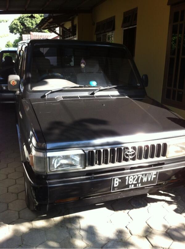 Dijual toyota kijang grand 1.8 jogja