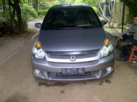 JUAL HONDA STREAM AT TH 2005 WARNA ABU ABU 2000CC