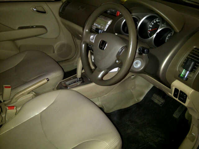 Honda City Idsi 1.5 automatic 2005 warna gold