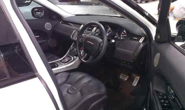 Range rover Evouqoe dinamic Km 7rb Tahun 2013