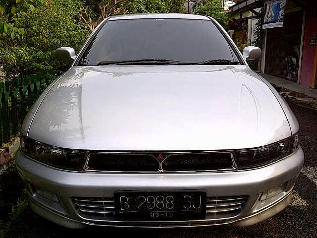 Mitsubishi Gallant A/T Silver th 2000 Metalik Kondisi bagus full orisinil