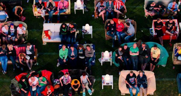 Demi Piala Dunia, Stadion di Jerman Disulap Jadi Ruang Keluarga Raksasa