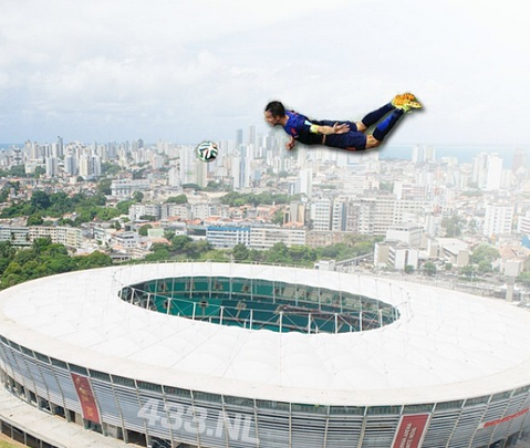 Kumpulan Meme Kocak Gol Sundulan Robin Van Persie 