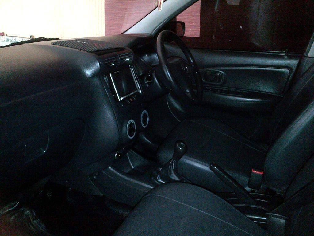 Daihatsu xenia Li deluxe plus 2004 istimewa low km