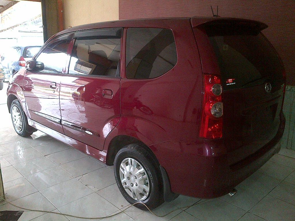 Daihatsu xenia Li deluxe plus 2004 istimewa low km