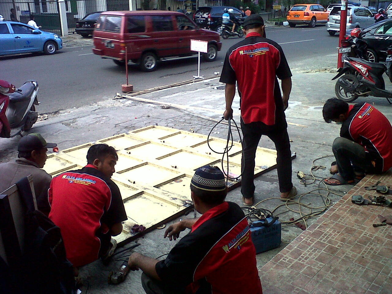 jasa pasang rooling dorr & etalase bandung