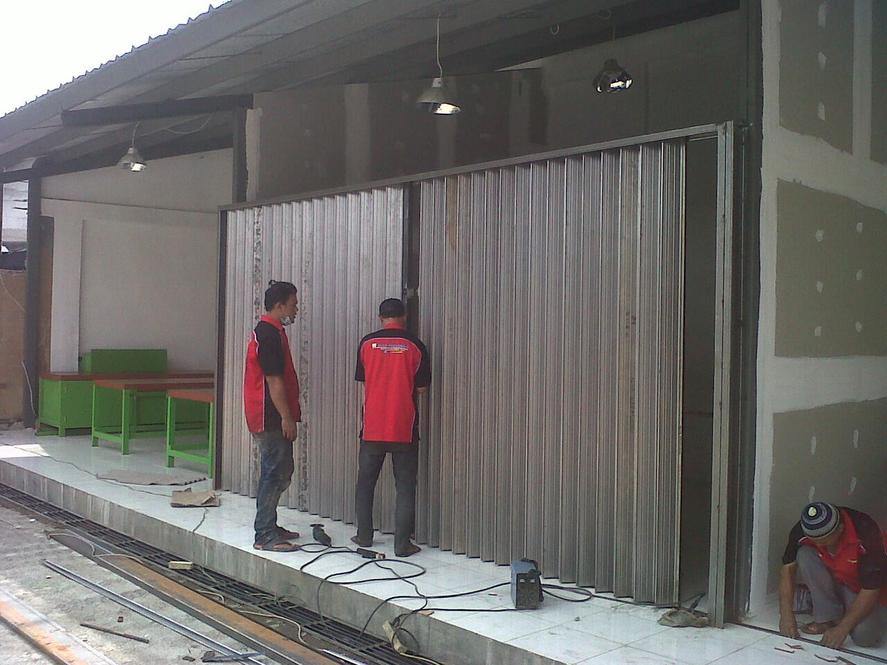 jasa pasang rooling dorr & etalase bandung