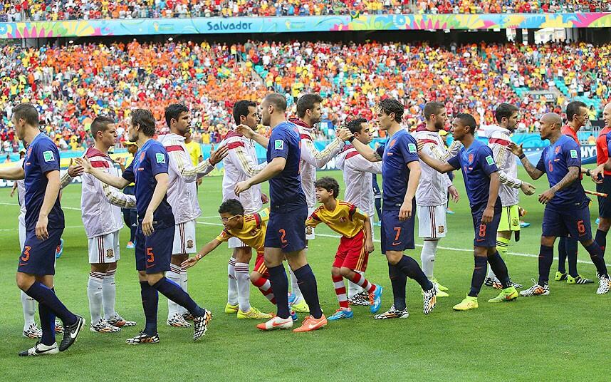 &#91;PICT &amp; Video&#93; Detik-Detik Gol Spektakuler: Robin Van Persie &#91;Belanda vs Spanyol&#93;