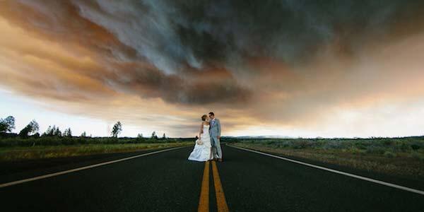 &#91;UNIK&#93; FOTO PREWEDDING BER-LATAR KEBAKARAN HUTAN