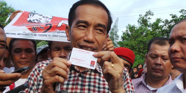 Jokowi Ini Capres atau Marketing Kartu?