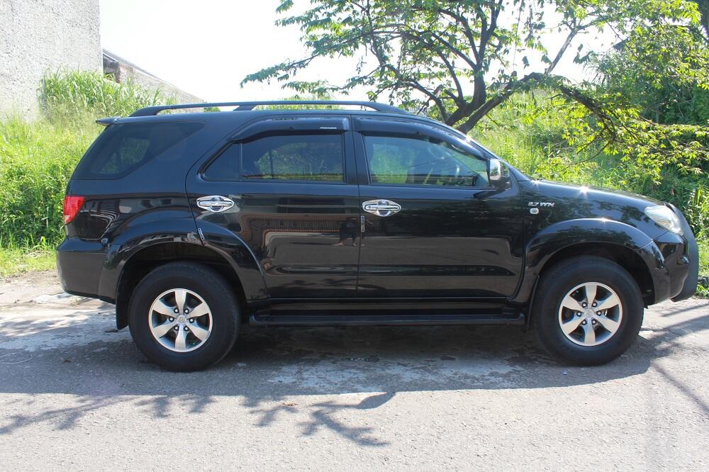 Download Gambar Mobil Fortuner Dari Samping