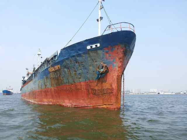 Terjual Beli BesiTua Scrap Rongsok Ex Kapal Tongkang 
