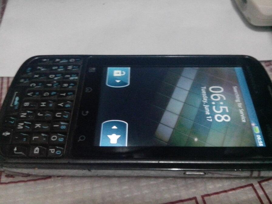 Dijual HP 2nd Sony Xperia L kondisi 98% dan Motorola Droid Pro XT 610 kond luar 85% f