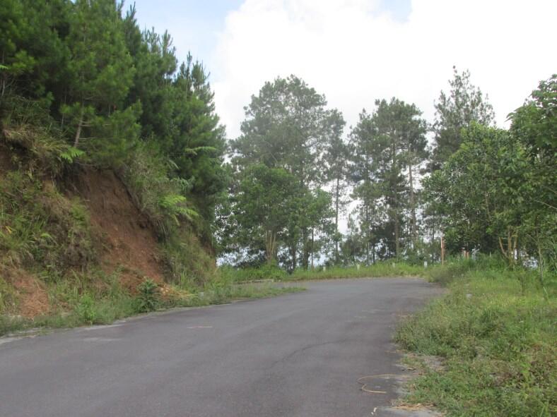 Wisata di Air Terjun Dolo