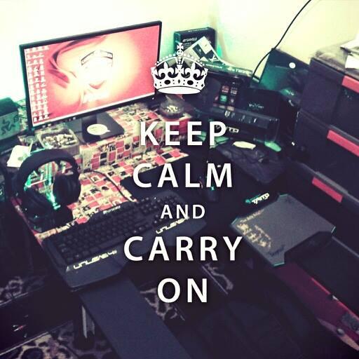 ROOM PC GAMING nih guys. yg mau SHARE Please PC GAMING yah :)