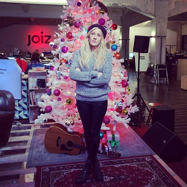 MENGENAL SI CANTIK BERSUARA NYARING ELLIE GOULDING